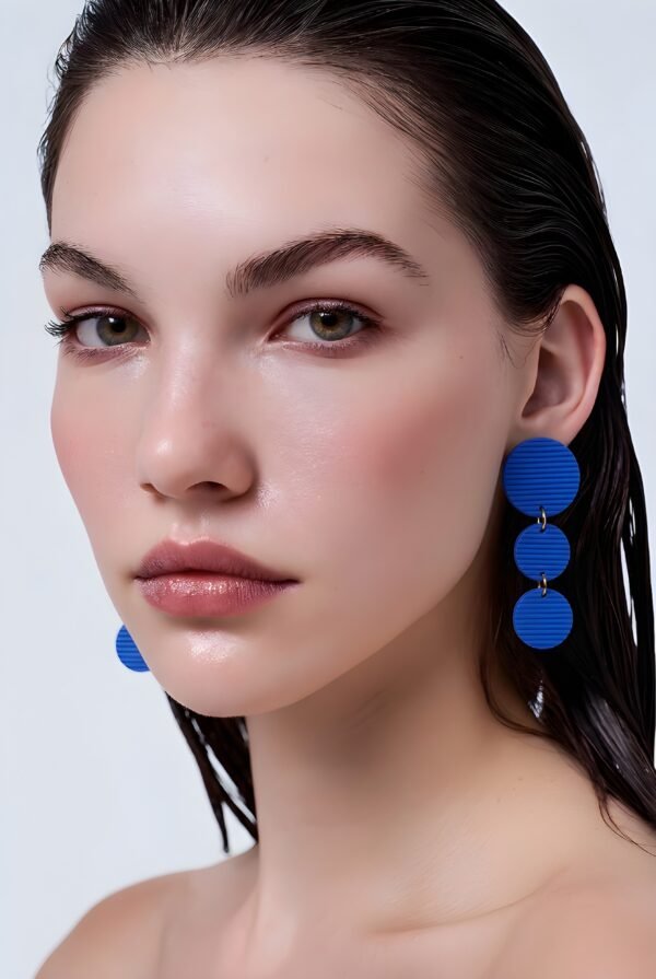 IMG-52f58b33286a442ce231f41c590661bc-V Triple Drop