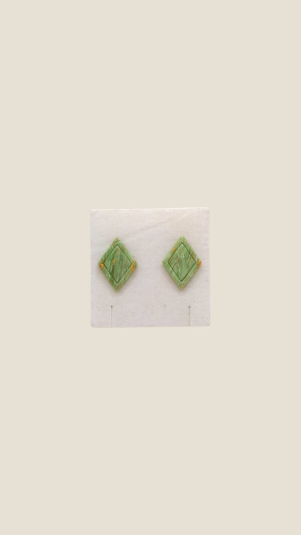 Pistachio Rhombus