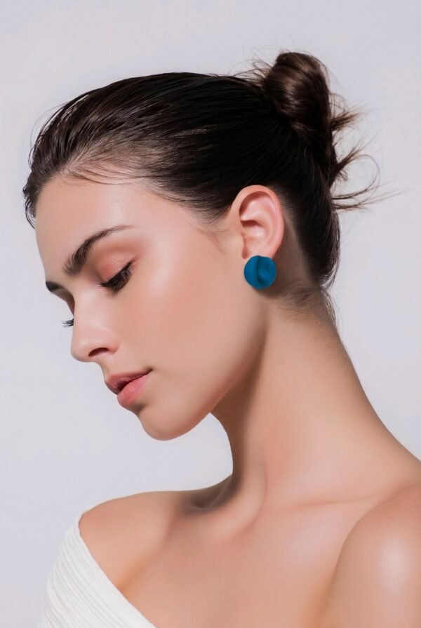 Wave Studs