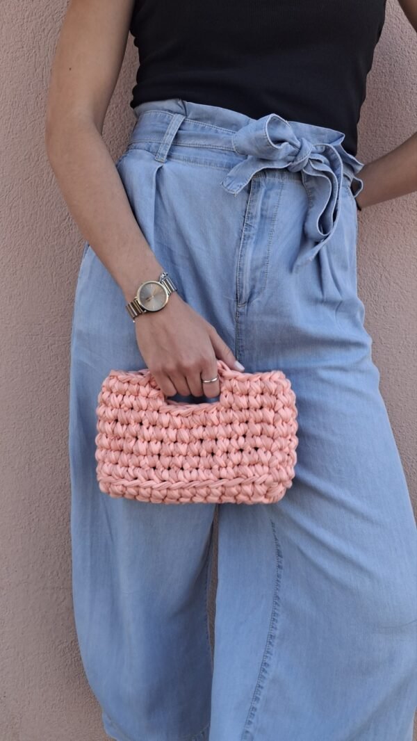 Χειροποίητη mini crochet